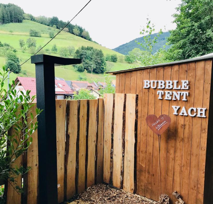 Living Timeless- Bubble Tent Elzach Inklusive Hot Tube Badefass- Schlafen Unterm Sternenhimmel Exterior photo